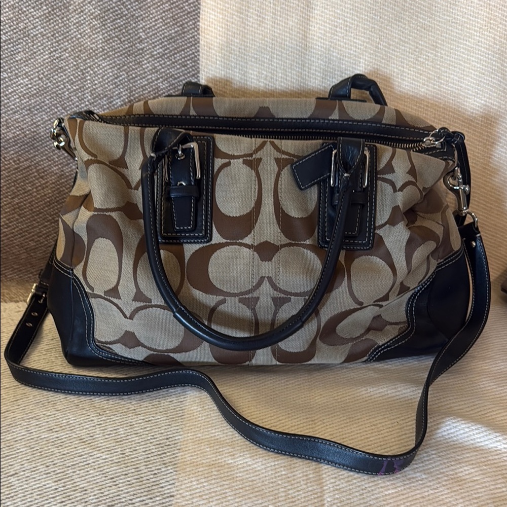 Coach Brown and Black Shoulder Bag with Iconic Style